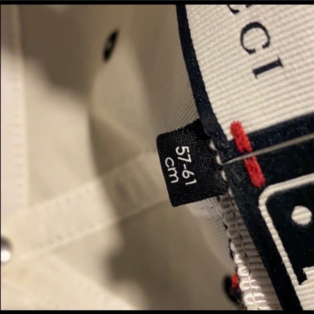 Gucci New York Yankees Baseball Cap. - Picture 5 of 5